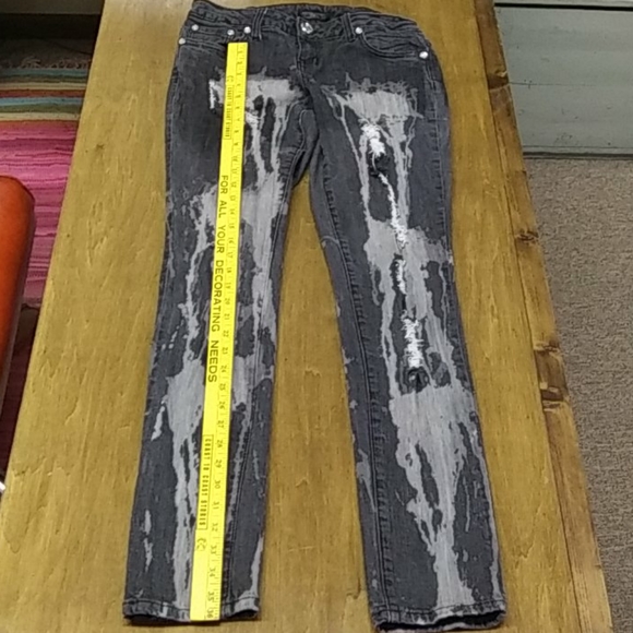 ZD Premium Jeans. Size 9. *o - Picture 2 of 9